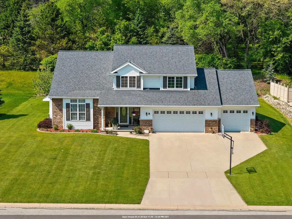 2018 Bracton Road, Suamico, WI 54313 - #1