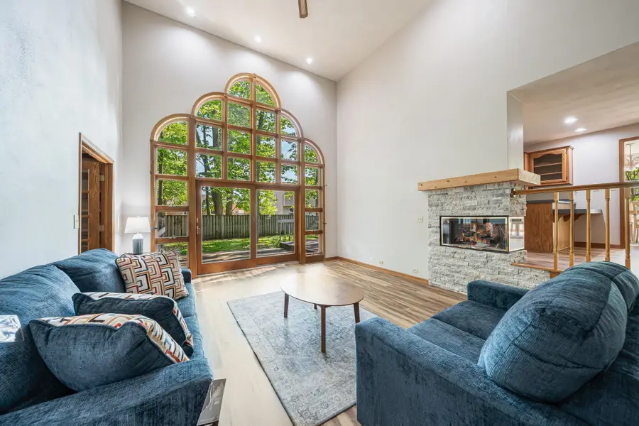 1711 E Robin Way, Appleton, WI 54915-4212 - #3