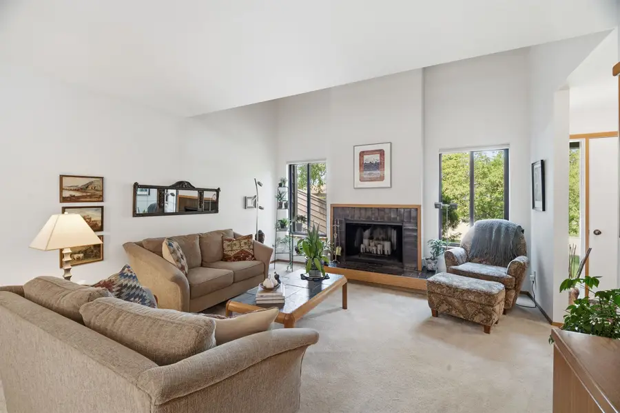 847 E Windfield Place, Appleton, WI 54911 - #3