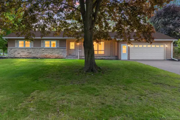 242 N Clinton Avenue, CLINTONVILLE, WI 54929-1017