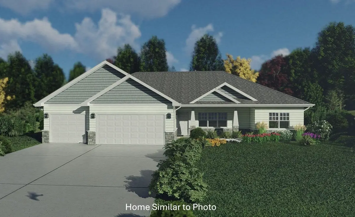 1735 Betty Jean Lane, Green Bay, WI 54313-0000 - #1
