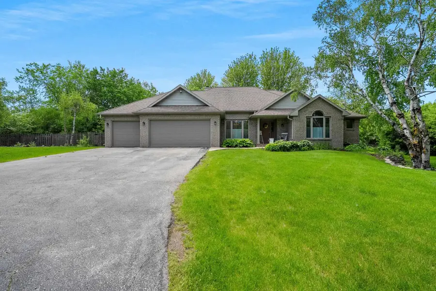 4410 Flagstone Court, De Pere, WI 54115-9240 - #3