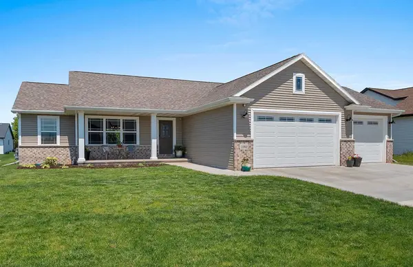 1960 Red Fox Lane, KAUKAUNA, WI 54130