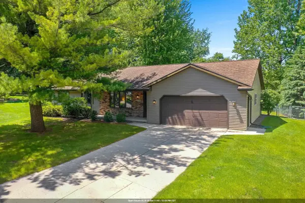 2254 Ledvina Circle, GREEN BAY, WI 54313