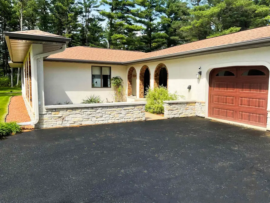 7641 Greeler Lane, Wisconsin Rapids, WI 54494-9216 - #2