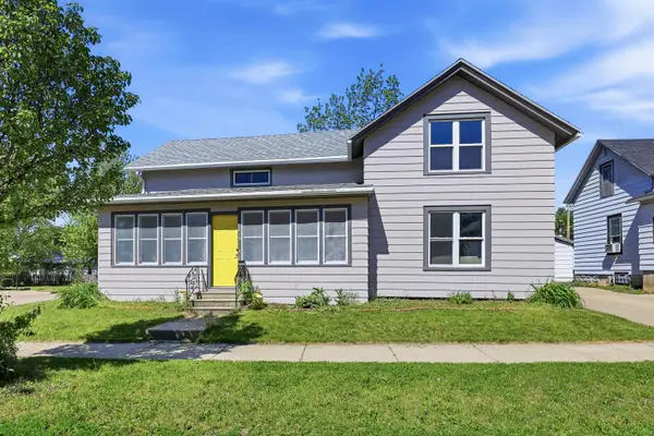 1013 Wyman Street, NEW LONDON, WI 54961