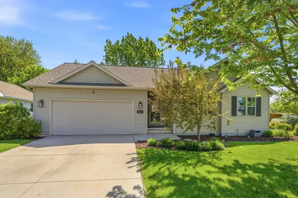 1121 Fieldview Drive, MENASHA, WI 54952