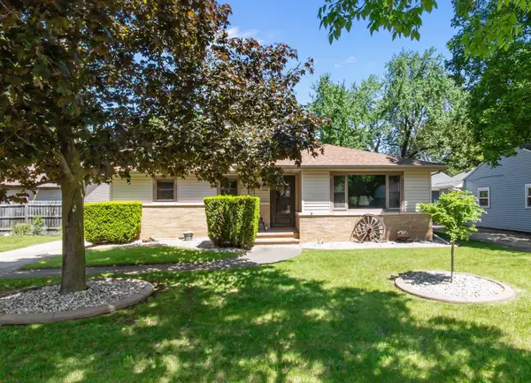 508 Winnebago Heights, NEENAH, WI 54956