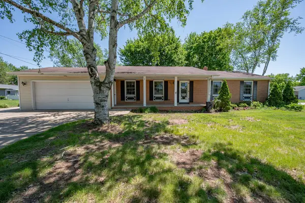 2657 Pioneer Drive, GREEN BAY, WI 54313