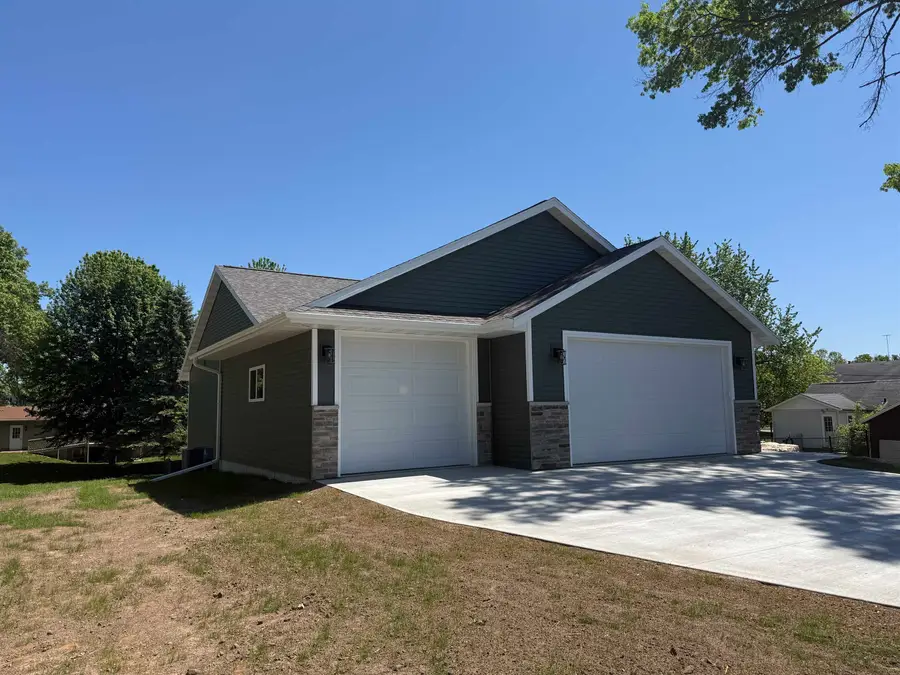 940 S Prospect Street, Shawano, WI 54166-0000 - #3