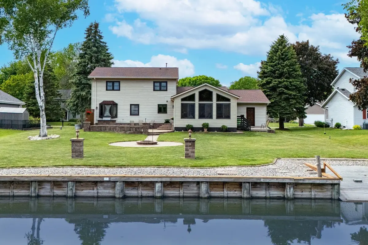 5170 Killdeer Lane, Oshkosh, WI 54901-1373 - #1