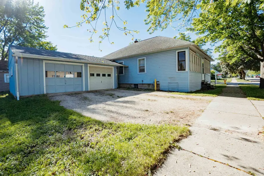 99 N Bell Street, Fond Du Lac, WI 54935 - #3