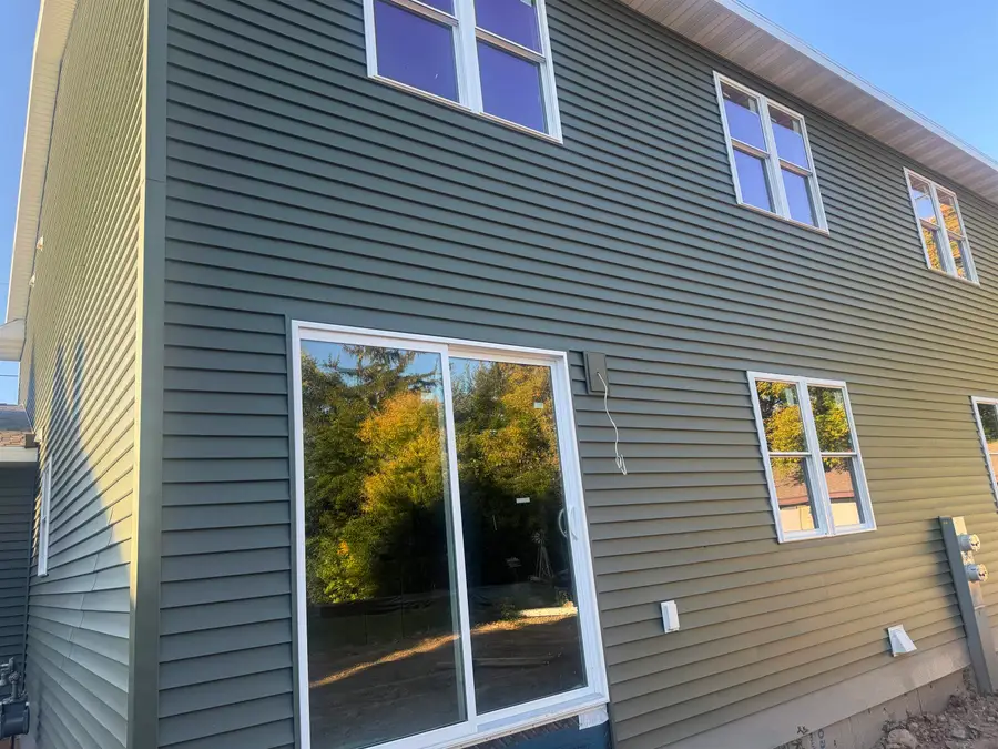 1239 W South Park Avenue, Oshkosh, WI 54902 - #2