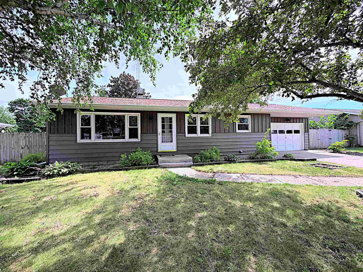 231 Marcoe Street, North Fond Du Lac, WI 54937 - #1