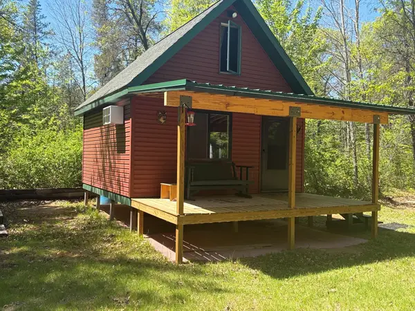 W10285 Cole Creek Lane, DUNBAR, WI 54119