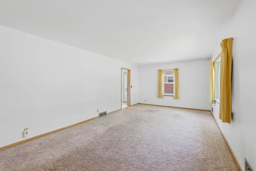 75 S Reserve Avenue, Fond Du Lac, WI 54935 - #2
