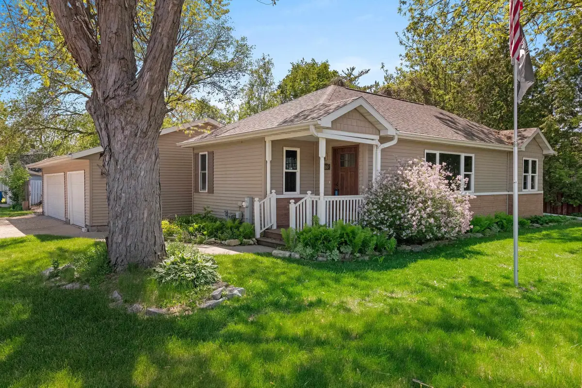 2110 Center Street, Green Bay, WI 54304-4914 - #1
