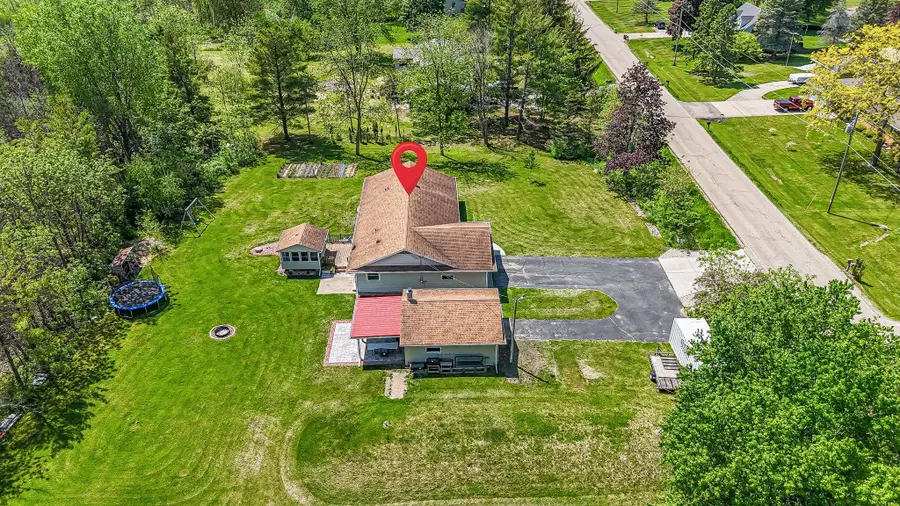 2987 W Shady Lane, Neenah, WI 54956-9509 - #2