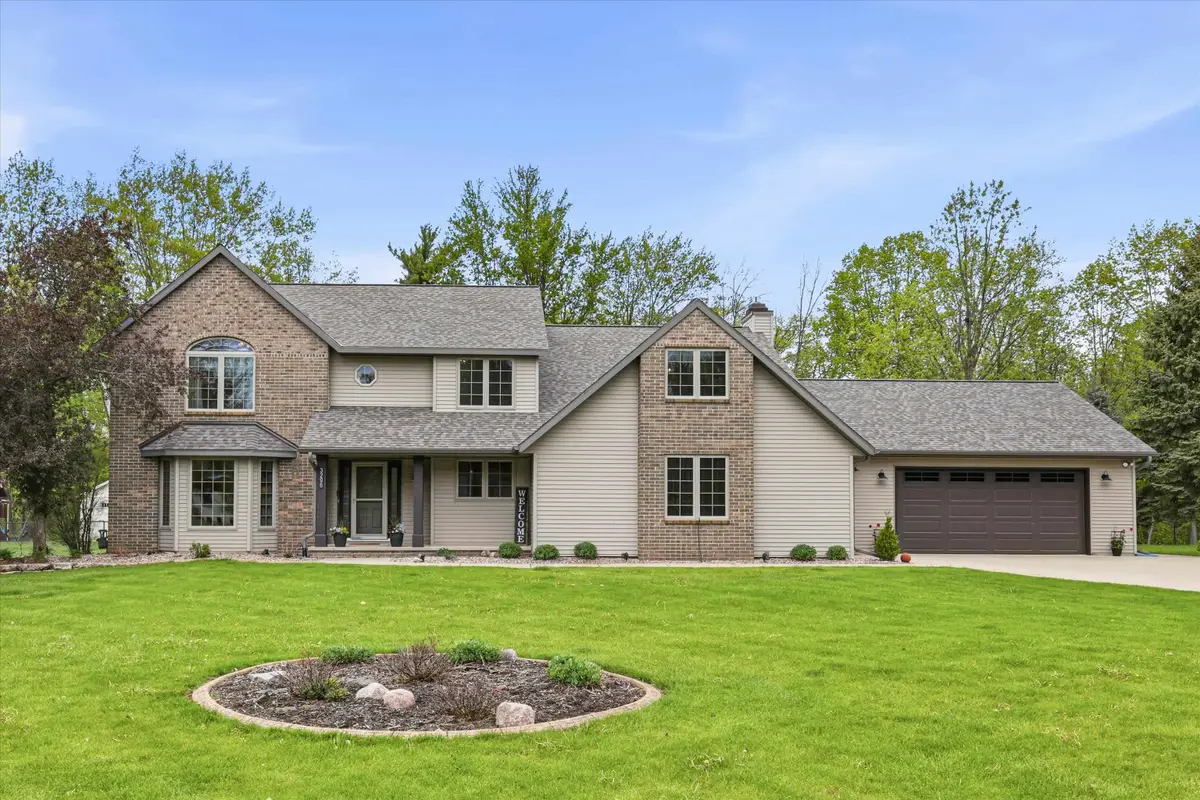 3296 Pioneer Drive, Green Bay, WI 54313 - #1