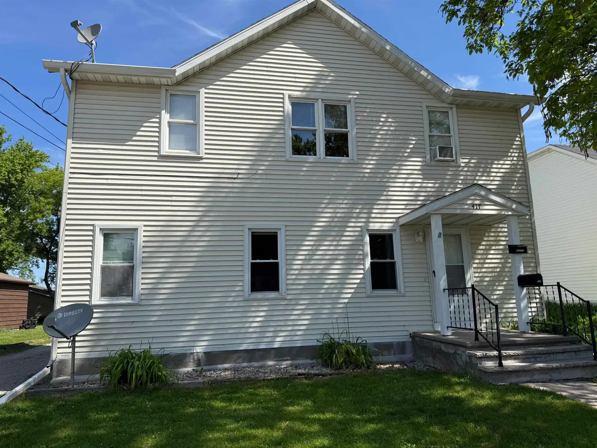 417 Caroline Street, Neenah, WI 54956-2882 - #1