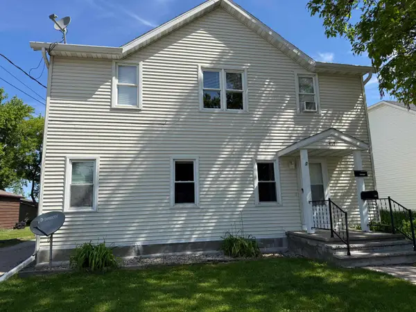 417 Caroline Street, NEENAH, WI 54956-2882