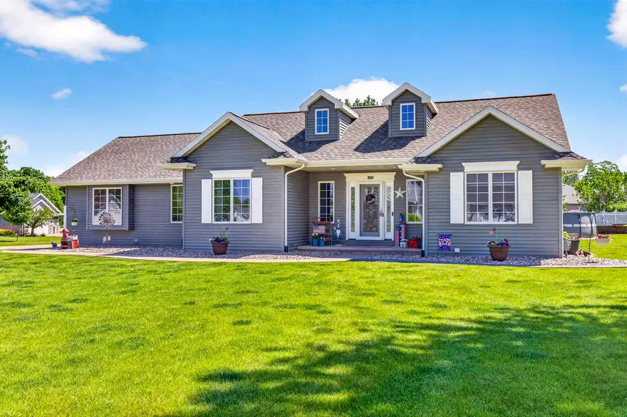 1795 Gateway Meadows Lane, Neenah, WI 54956 - #2