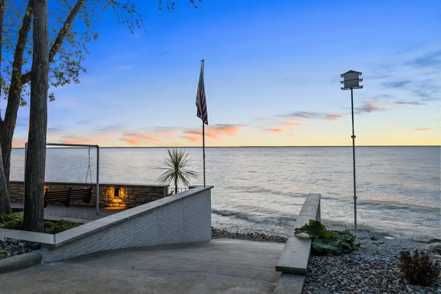 5035 Edgewater Beach Road, Green Bay, WI 54311-9732 - #3