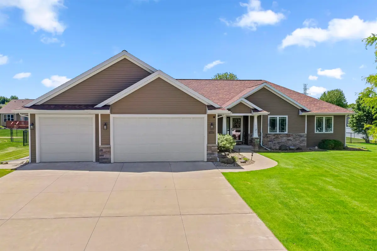 N1903 Swanee Circle, Greenville, WI 54942 - #1