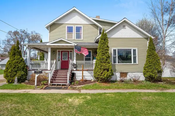 230 Pine Street, PESHTIGO, WI 54157
