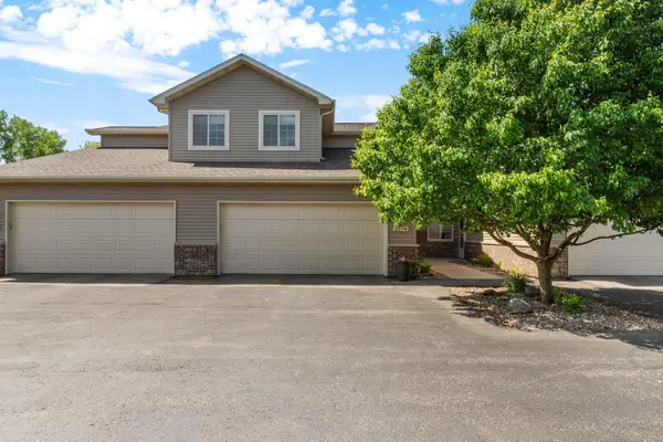 1074 W Willis Way, APPLETON, WI 54913