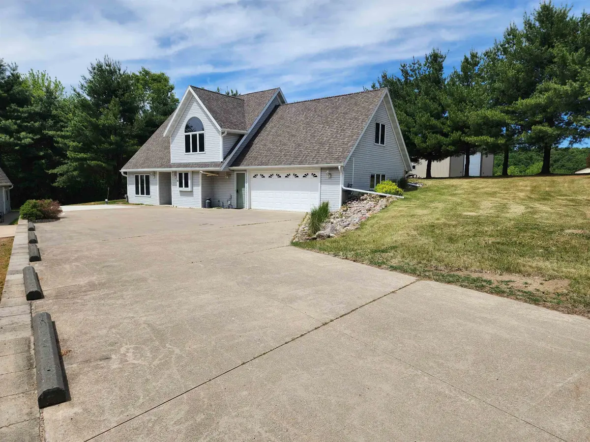N1465 W Spencer Lake Road, Waupaca, WI 54981 - #1