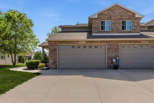 2361 E Plank Circle #D, APPLETON, WI 54915