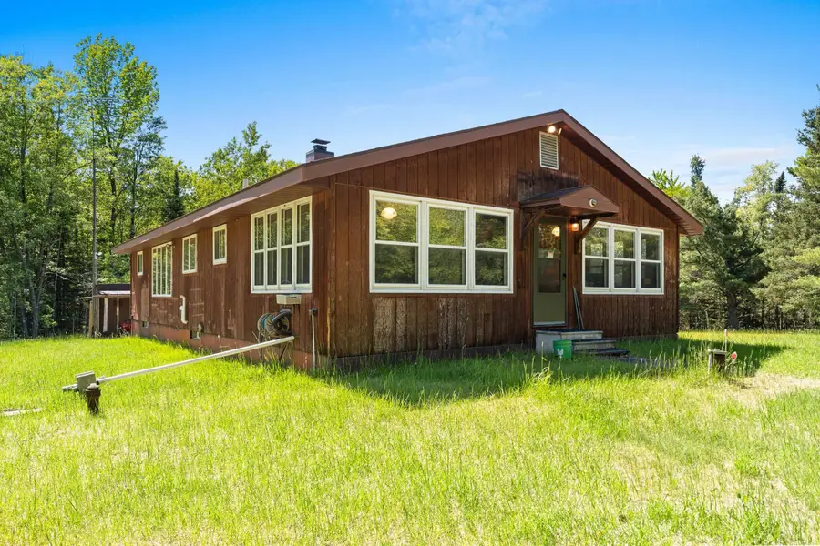 W4945 S Right Of Way Road, Crivitz, WI 54114 - #3