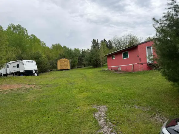N14596 Bergeson Lane, AMBERG, WI 54102