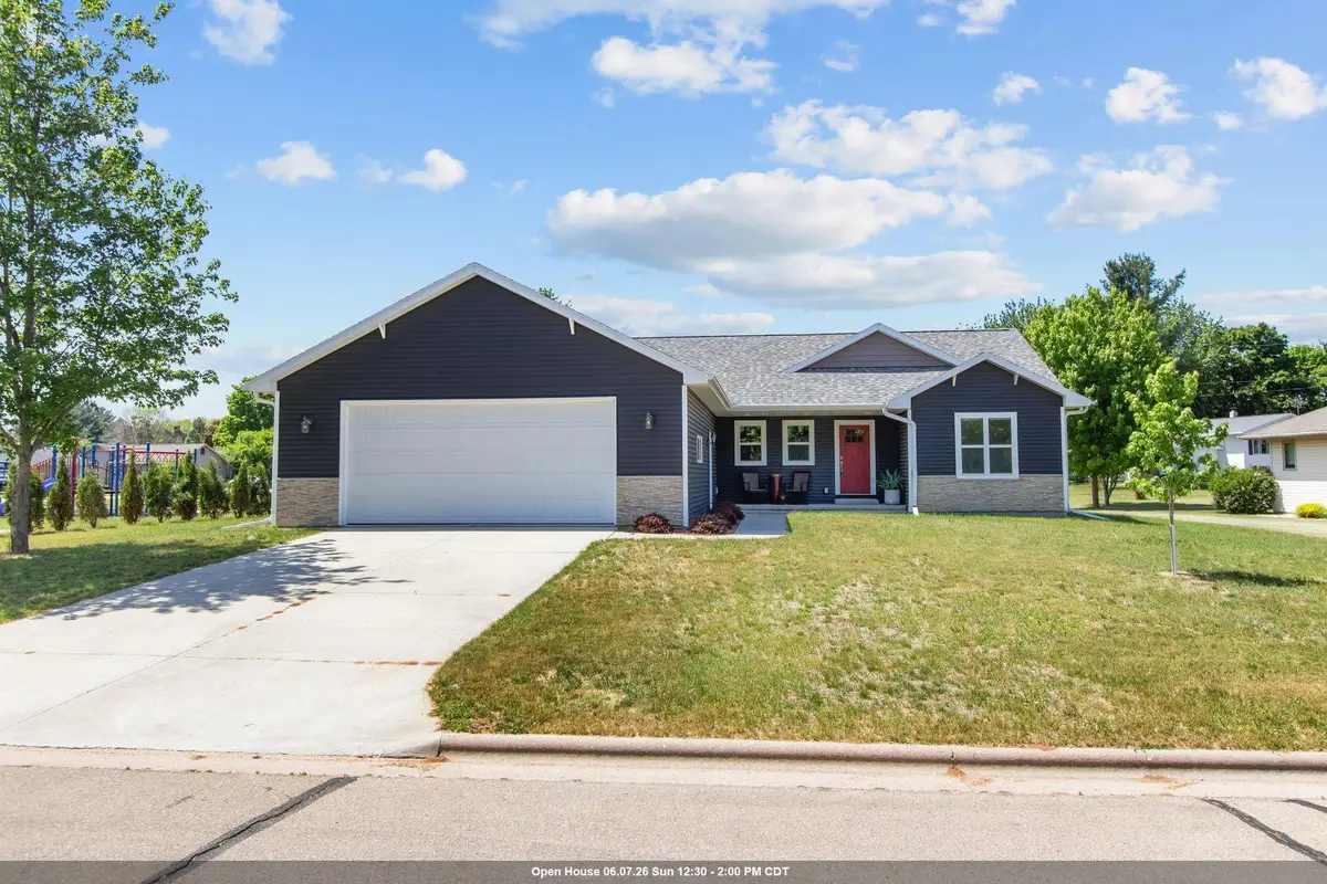 65 Shore Drive, Clintonville, WI 54929 - #1