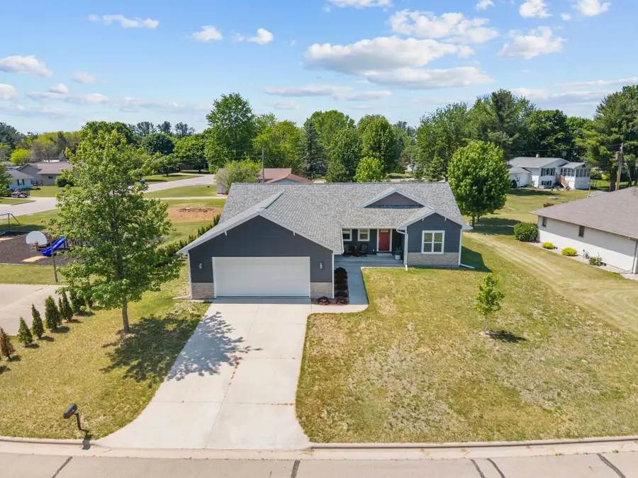 65 Shore Drive, Clintonville, WI 54929 - #2
