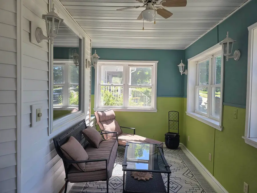 117 W Noyes Street, Berlin, WI 54923 - #3