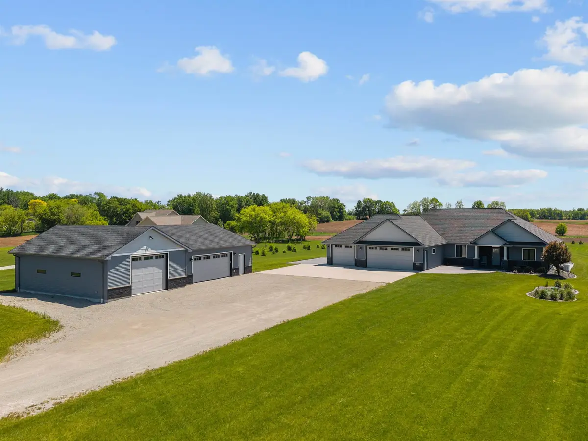 3007 Winnegamie Drive, Appleton, WI 54914 - #1