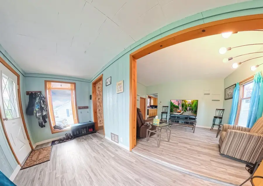361 S Peck Avenue, Peshtigo, WI 54157 - #3