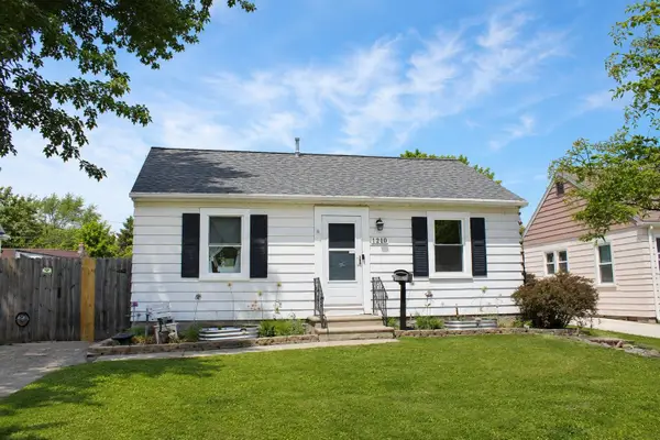 1210 10th Avenue, GREEN BAY, WI 54304-2688