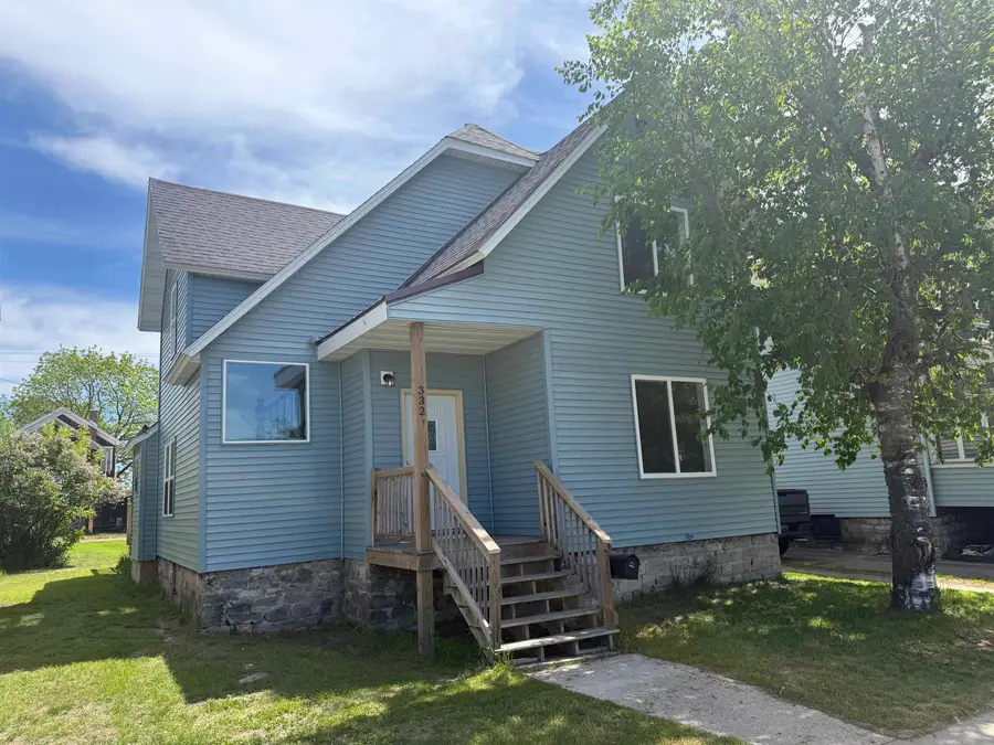 332 2nd Street, Menominee, MI 49858 - #2