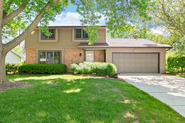 518 Sunrise Lane, GREEN BAY, WI 54301