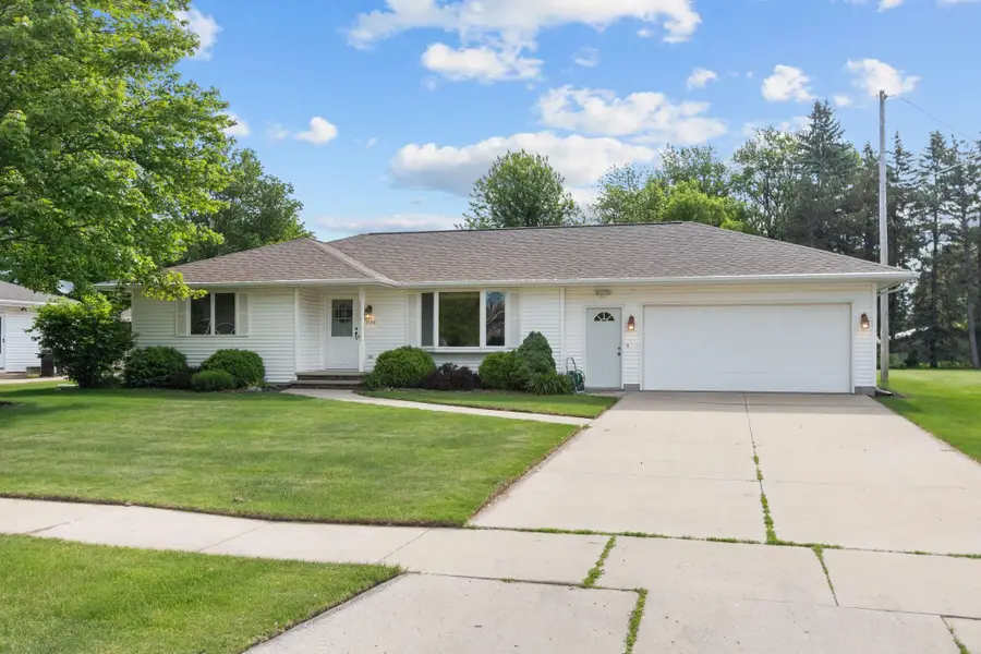 3300 N Lawe Street, Appleton, WI 54911 - #3