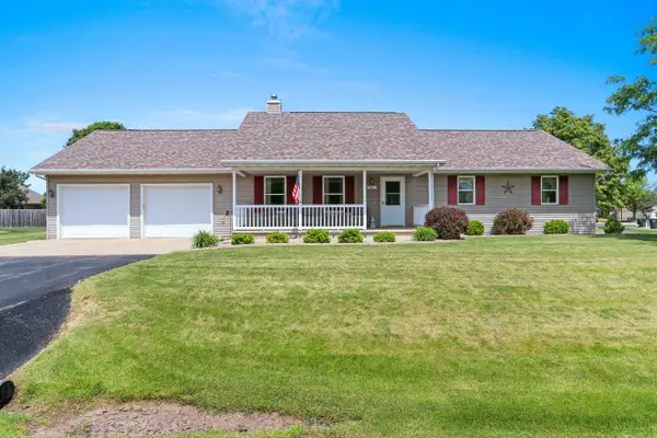 W3082 Whitepine Drive, APPLETON, WI 54915