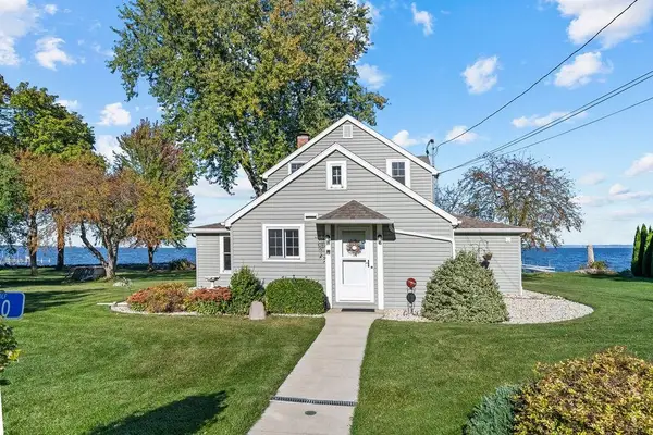 3790 Pau Ko Tuk Lane, OSHKOSH, WI 54902-7332