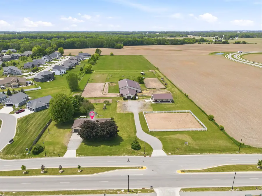 4941 N Overland Road, Oneida, WI 54155 - #2