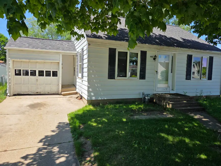 1016 Cleveland Street, Green Bay, WI 54304 - #2
