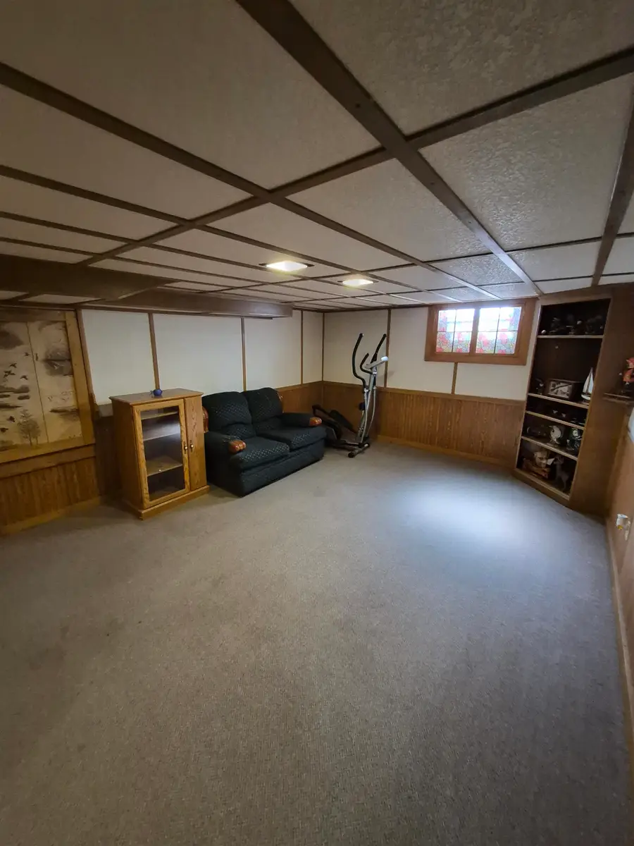 1456 W 4th Avenue, Oshkosh, WI 54902 - #2