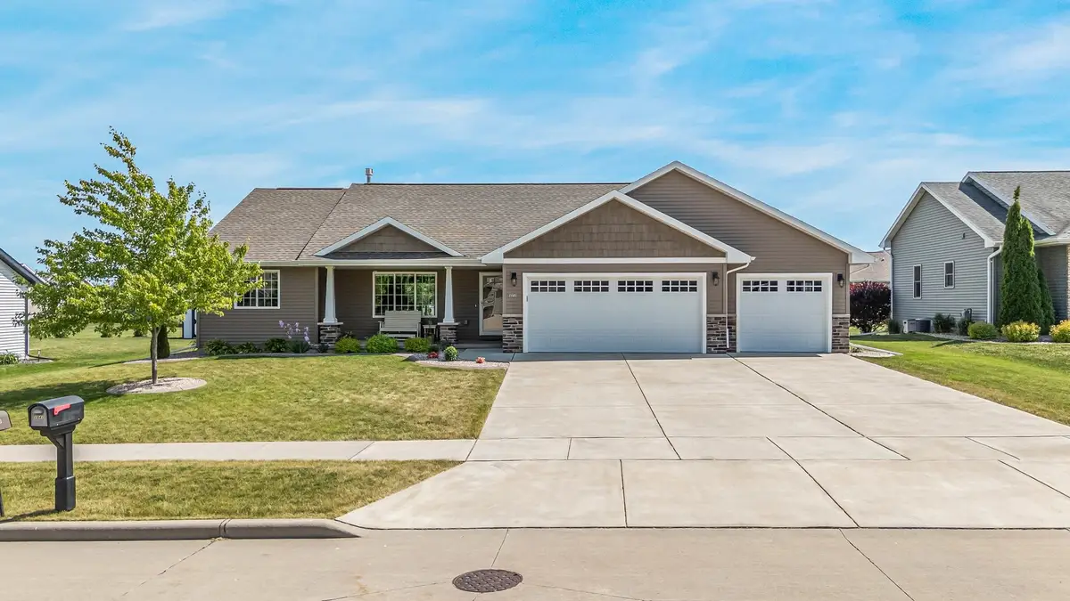 1941 Bear Paw Trail, Kaukauna, WI 54130 - #1