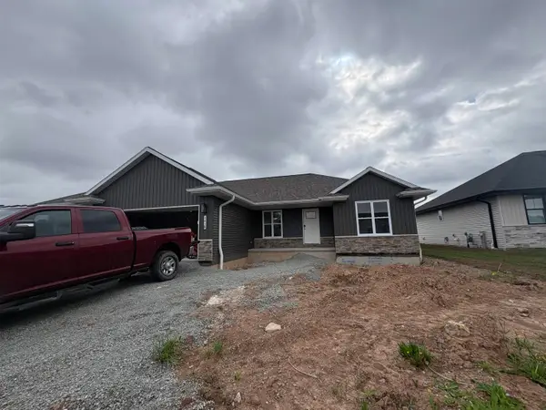 1418 Divinity Drive, DE PERE, WI 54115